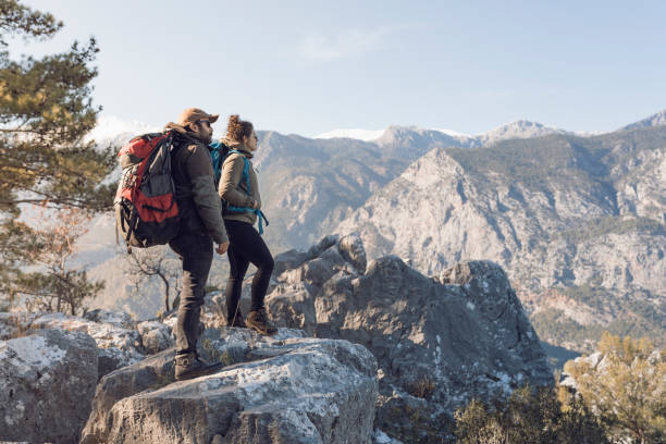 istock Traveler Couple 1087534748