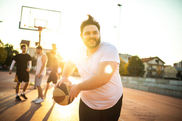 istock Overweight basketball player 1087582684