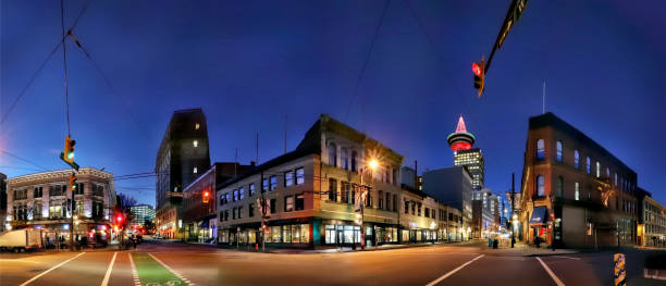 istock Gastown 400 W Cordova_Dec 21_2018_HDR_D8009_2_peHdr2013 1087591620