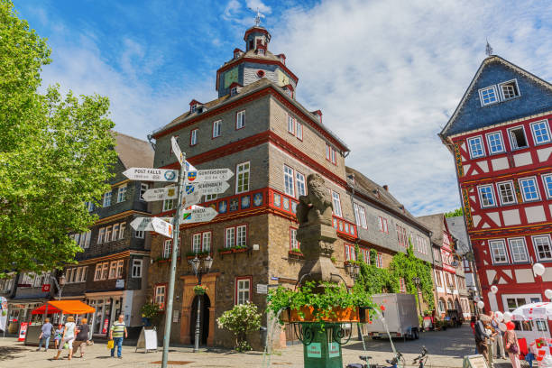 square in the old town of Herborn, Germany Herborn, Germany - June 10, 2016: square in the old town of Herborn with unidentified people. Herborn is a historic town on Dill in Hesse, scenic attractions include its half-timbered houses herborn stock pictures, royalty-free photos & images