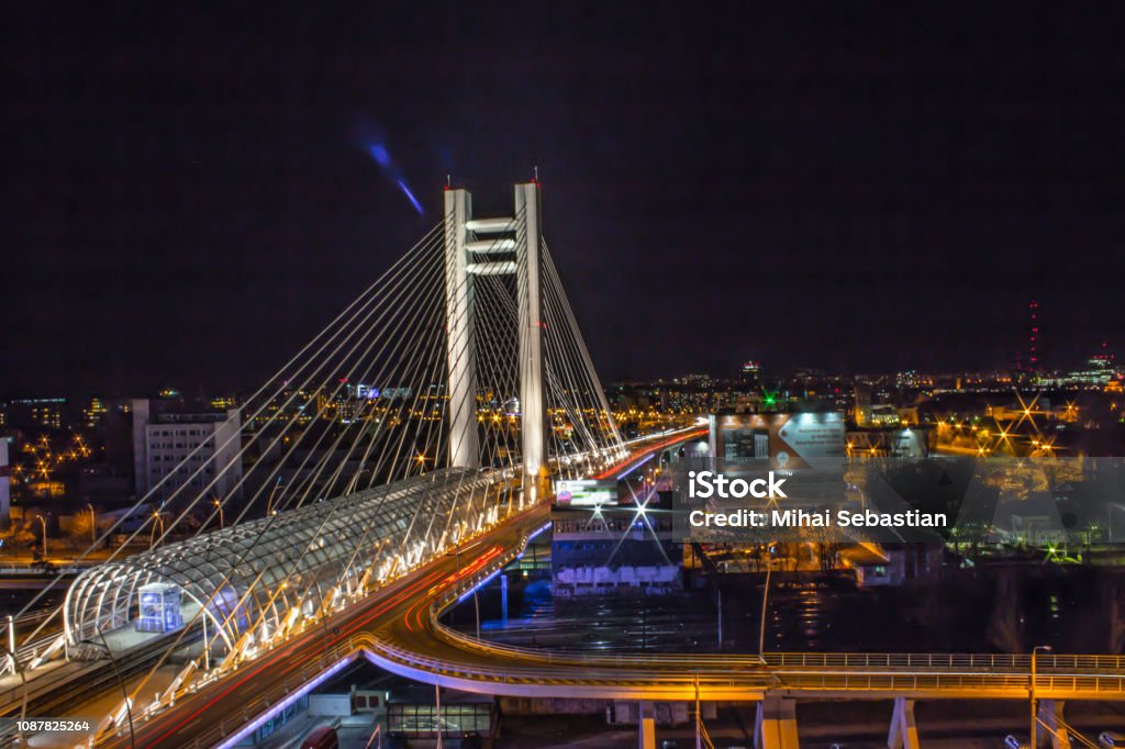 Bucharest Overpass Basarab Overpass In The Night Stock Photo - Download Image Now ...