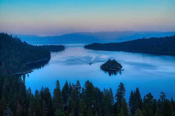 istock Emerald Bay and Fannette Island at Sunset 1087906406