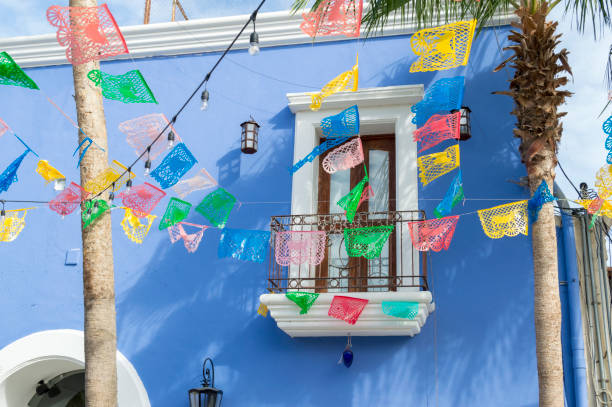 colorida y pintoresca ciudad mexicana de san josé del cabo - town san jose del cabo mexico color image fotografías e imágenes de stock