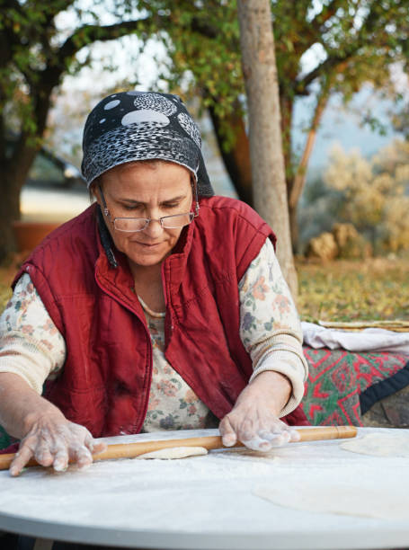 istock Preparing traditional turkish pastry food 1088079820