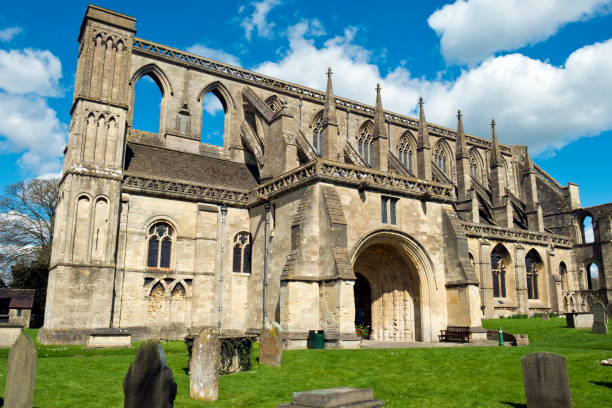 istock Malmesbury Abbey in spring sunshine 1088081990