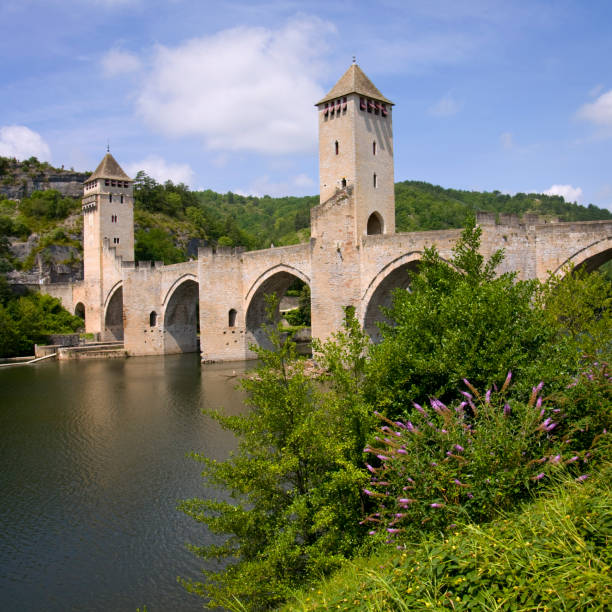 istock The historic Pont Valentre fortified bridge 1088082020