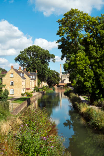 istock The restored Stroudwater Canal at Ebley, Stroud, Gloucestershire, UK 1088084096