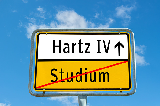 Place-name sign Studium/Hartz IV