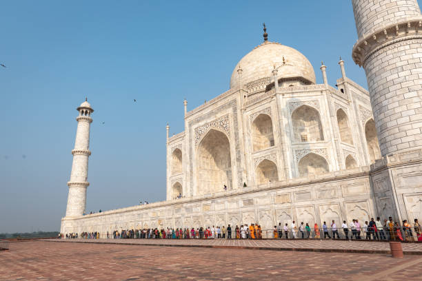 istock Long queue at the Taj Mahal, Agra India 1088186530