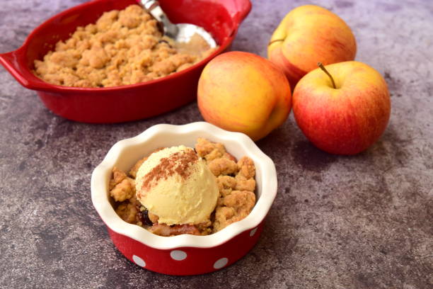 istock Apple crumble dessert with cinnamon and vanilla ice cream 1088189020