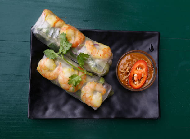 Spring rolls with shrimps and dipping chili sauce