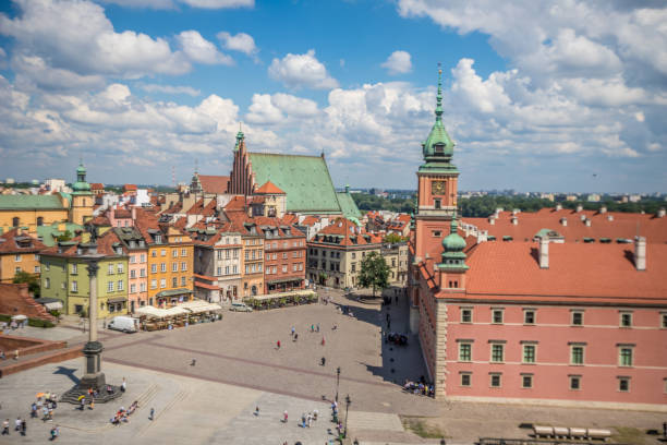 istock View of Old town Warsaw 1088251396