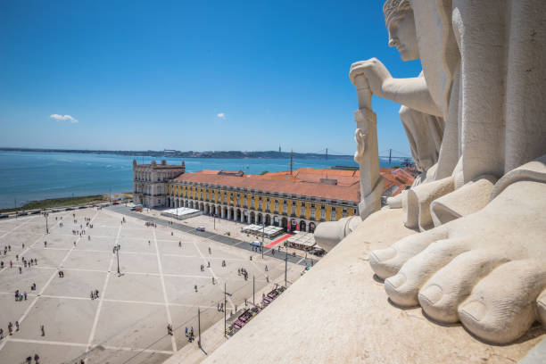 istock Commerce square in Lisbon Portugal 1088262816