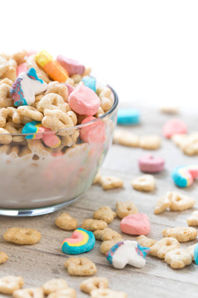 istock Marshmallow Cereal in a Clear Bowl 1088287800