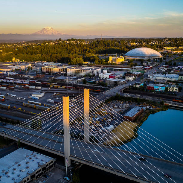 istock Drone View Of Tacoma Washington Landmarks 1088299428