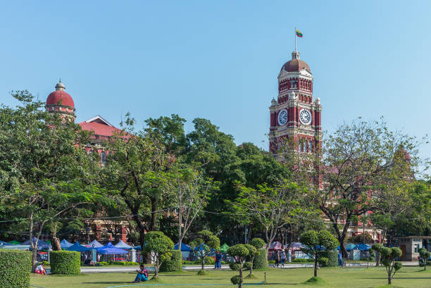 istock The high Court and Mahabandoola park 1088340272