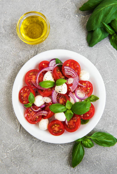 istock Italian caprese salad 1088353370