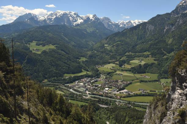 istock Town of Werfen in Austrian alps 1088393988