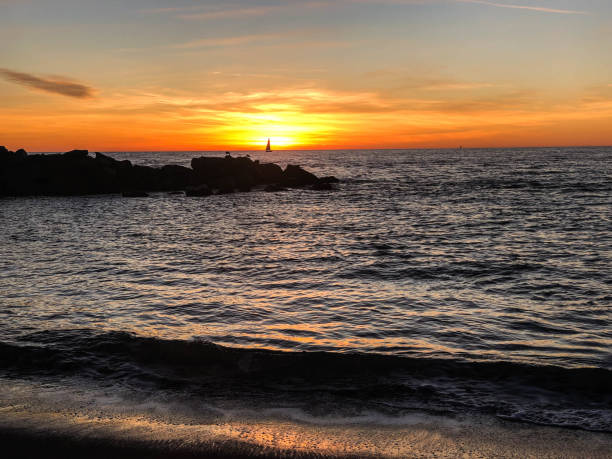 istock Sunset over Pacific Ocean in Venice, CA 1088469548
