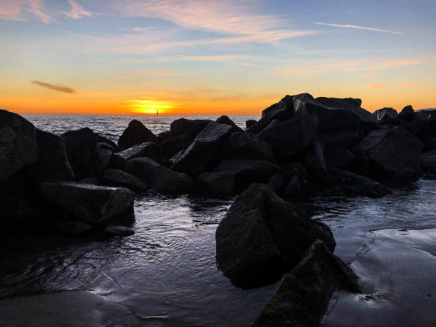 istock Sunset over Pacific Ocean in Venice, CA 1088469594