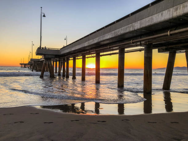 istock Sunset at Venice Pier in Venice, CA 1088534112