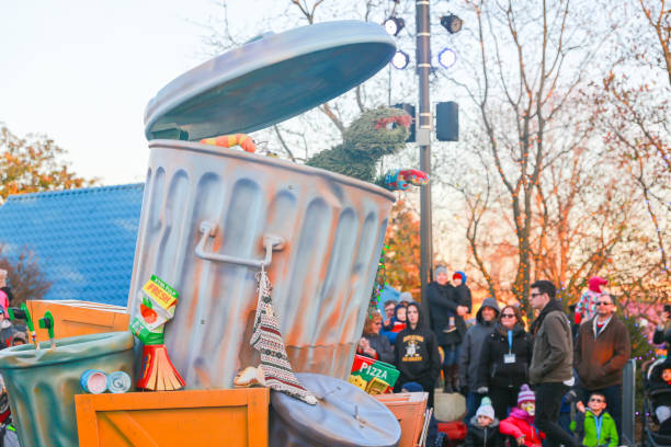 sesame place ist ein kinder freizeitpark, am stadtrand von philadelphia - sesame street fotos stock-fotos und bilder