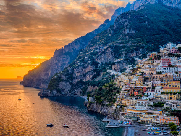 istock Amalfi coast, Italy 1088583154