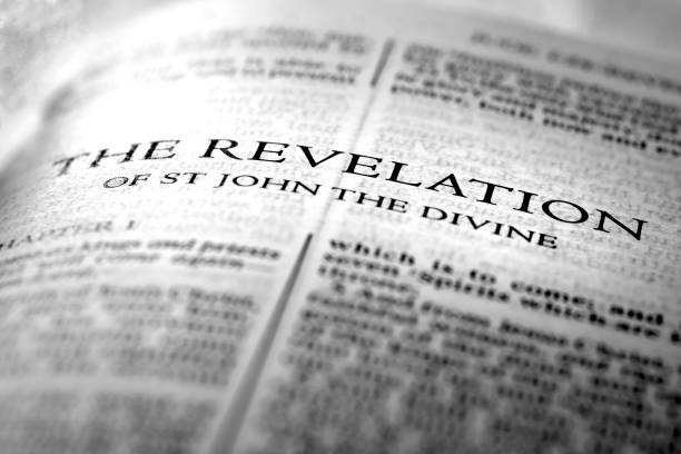 biblia nuevo testamento cristiano enseñanzas evangelio revelaciones - teachings fotografías e imágenes de stock