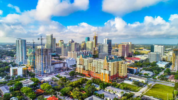 istock Ft Lauderdale, Florida, USA Skyline 1088794320