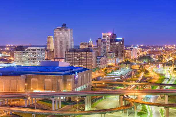 istock Memphis, Tennessee, USA downtown city skylin 1088806776