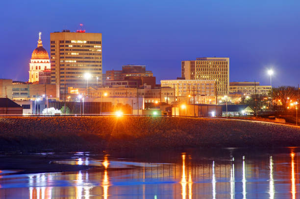 istock Downtown Topeka Kansas Skyline 1089004248