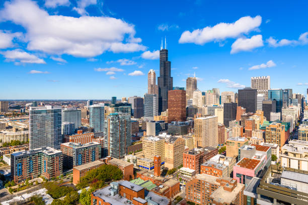 skyline del centro di chicago, illinois, usa dall'alto - chicago aerial foto e immagini stock