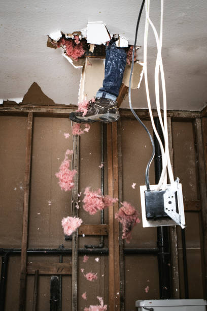 istock Contractor Man Doing Home Improvement and Demolition 1089047146