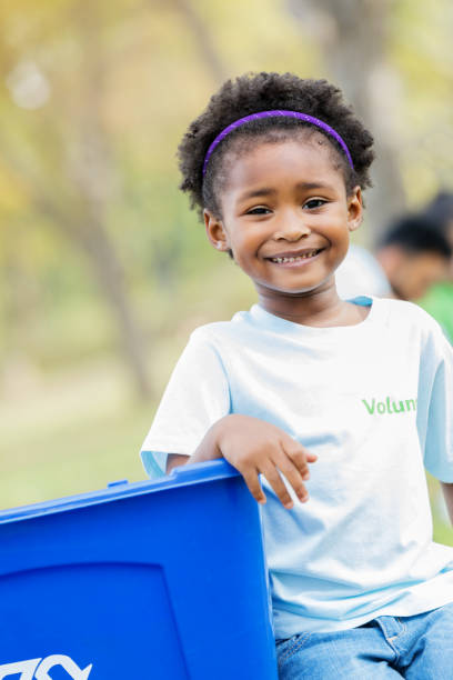 istock Little girl helps cleanup her community 1089055502