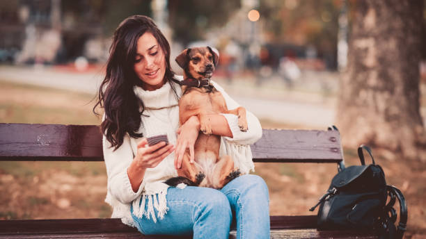 istock Two friends in relaxing time 1089071008
