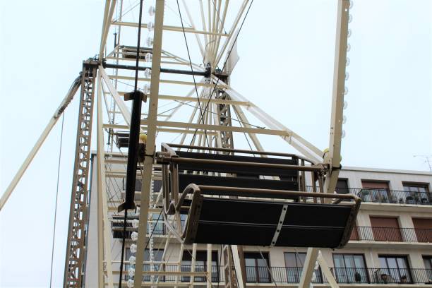 istock MONTLUCON FERRIS WHEEL - ALLIER - UNITED KINGDOM 1089074864