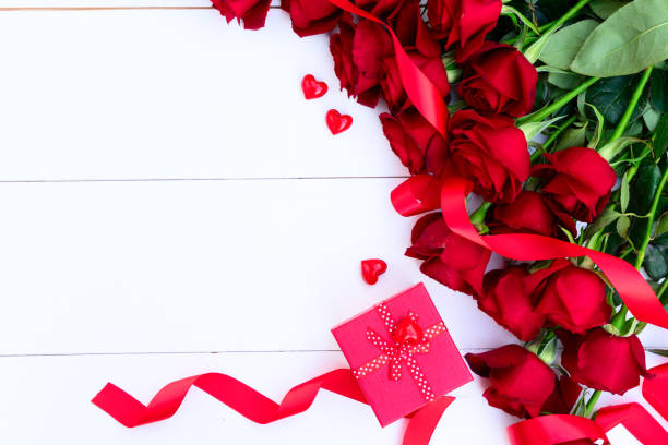 istock Red roses and Valentines day present 1089124576