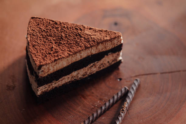 тирамису - tiramisu dessert italian culture cake стоковые фото и изображения