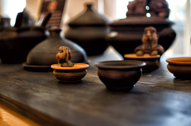 Ukrainian utensils made of clay are a great travel souvenir