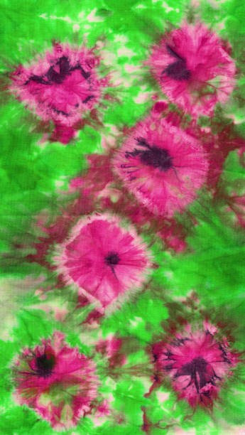 abstrakte handbemalt blumen stoff tie-dye hellen roten grünen hintergrund - backgrounds green pink silk stock-grafiken, -clipart, -cartoons und -symbole