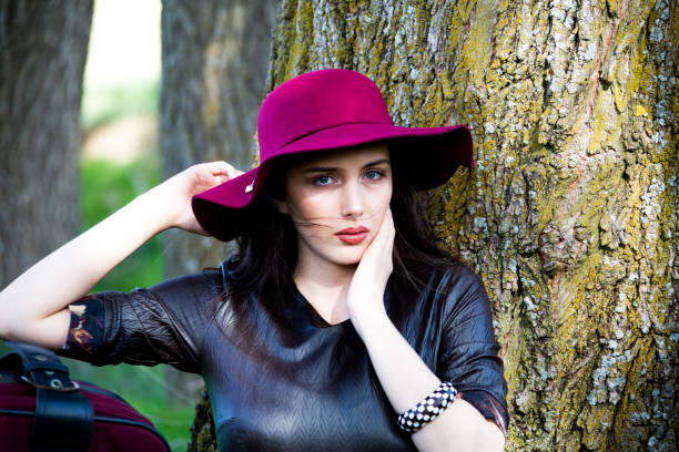 istock Woman photo traveling in the spring 1089171914