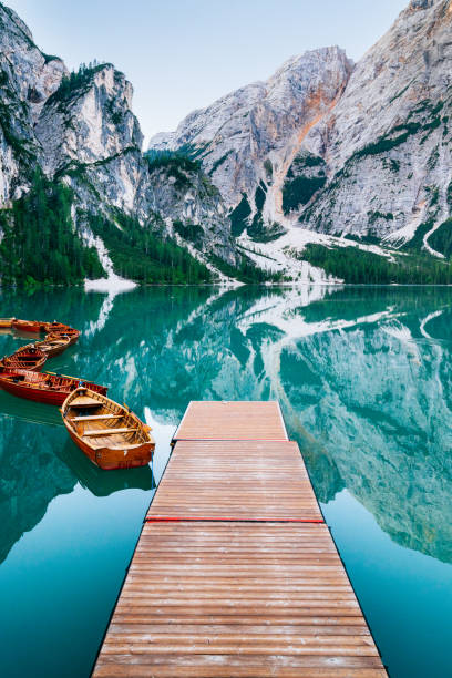 istock Sunrise on The Pragser Wildsee (Lake Prags, Lake Braies, Lago di Braies) 1089315000