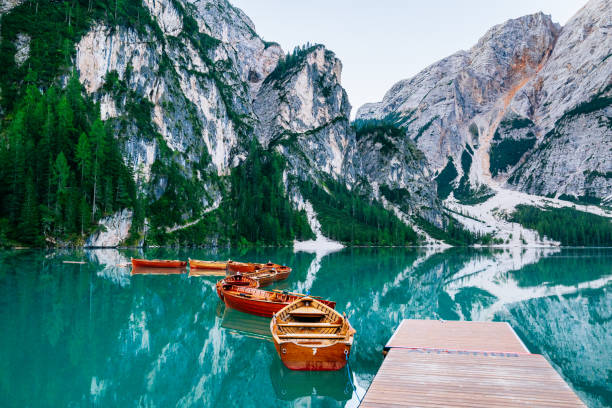 istock Sunrise on The Pragser Wildsee (Lake Prags, Lake Braies, Lago di Braies) 1089315012