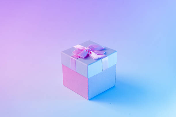 istock Gift box in vibrant bold gradient holographic colors. 1089375656