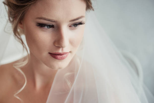 novia - veil bride human face wedding fotografías e imágenes de stock