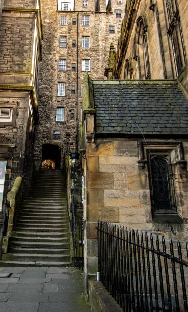 istock One of the many closes in Edinburgh 1089422948