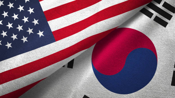 corea del sur y estados unidos dos banderas juntos relaciones textil tela textura de la tela - corea del sur fotografías e imágenes de stock