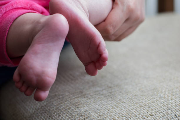 istock feet of a baby 1089480618