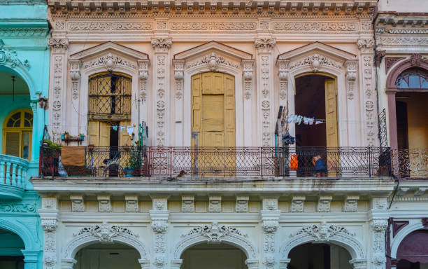 istock Pompeii or Havana? 1089496806