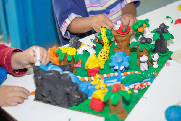 istock Child playing with clay molding shapes,Children creativity. 1089552776
